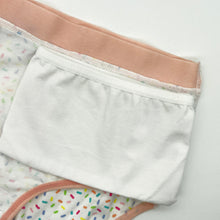 Load image into Gallery viewer, Girls Undies (3 Pack) Cute Candy